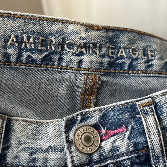 AMERICAN EAGLE Outfitters 90s Boyfriend Relaxed Fit Rainbow Pocket Jeans Size 6 - Picture 12 of 16